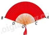 Chiếc quạt hình quạt tâm O với cung AB, bán kính OA = OB = 18cm và cung CD với OC = OD = 8cm, góc AOB bằng 120 độ