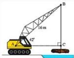 Hình minh họa cần cẩu với tay cẩu AB dài 16 m nghiêng góc 42° và đoạn dây cáp BC