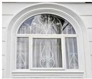 Cửa sổ vòm dạng thực tế