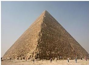 kim tự tháp Giza ở Ai Cập