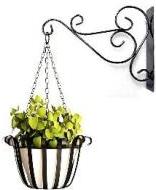 Hình minh họa chậu cây được treo bằng ba sợi dây nối từ miệng chậu đến điểm treo