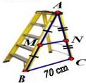 Hình vẽ thang gấp với thanh ngang MN ở chính giữa hai bên thang và khoảng cách chân thang BC = 70 cm
