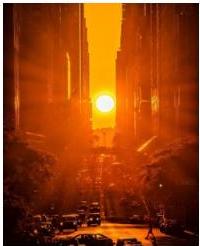 Hình ảnh hiện tượng Manhattanhenge khi Mặt Trời lặn giữa hai dãy nhà